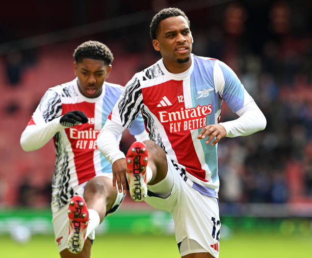 Arsenal thắng trận 'derby London' ảnh 3 Arsenal thắng trận 'derby London' ảnh 3