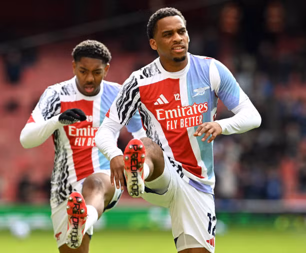 Arsenal thắng trận 'derby London' ảnh 3