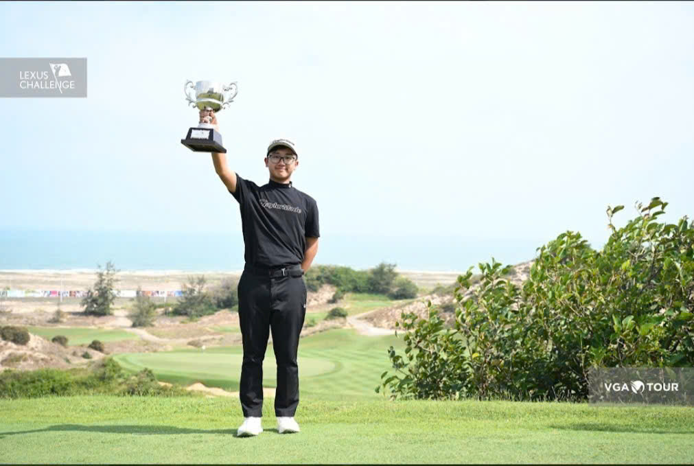 Nguyễn Quang Za Vinh giành danh hiệu "Best Amateur". Nguyễn Quang Za Vinh giành danh hiệu "Best Amateur".