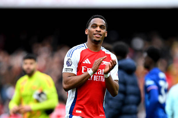 Arsenal thắng trận 'derby London' ảnh 34 Arsenal thắng trận 'derby London' ảnh 34