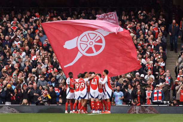 Arsenal thắng trận 'derby London' ảnh 21