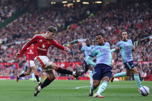 MU rơi điểm trước Arsenal ảnh 8 MU rơi điểm trước Arsenal ảnh 8