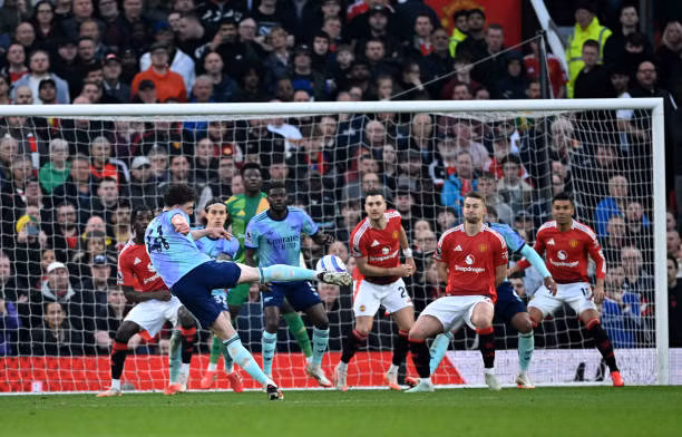 MU rơi điểm trước Arsenal ảnh 29
