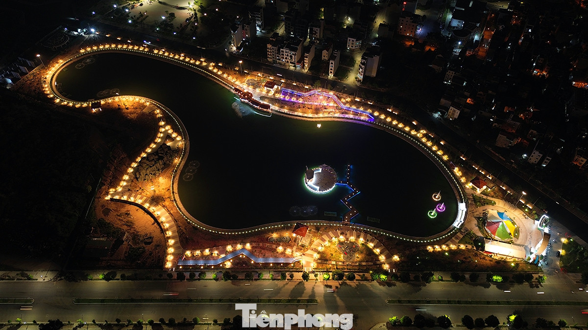 Toàn cảnh công viên Ngọc Thụy.