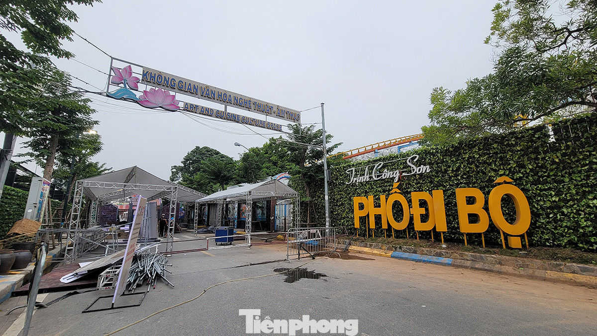 Theo Phó Chủ tịch UBND quận Tây Hồ, từ đầu năm đến nay không gian văn hóa sáng tạo quận Tây Hồ đã tổ chức được 30 chương trình, sự kiện thu hút được đông đảo người dân và du khách tới thưởng thức.