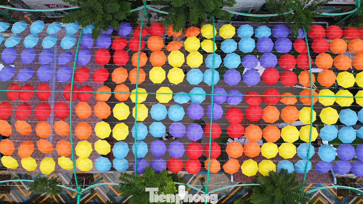 Không gian văn hóa không tổ chức đi bộ, không tổ chức chặn đường, bán hàng ki ốt, chủ yếu là các chương trình ca nhạc tại khu vực sân khấu trung tâm.