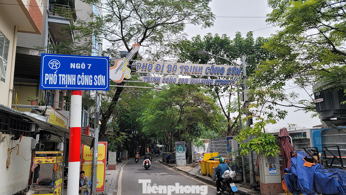 Phố đi bộ Trịnh Công Sơn chưa phát huy hiệu quả, nên lãnh đạo quận Tây Hồ (TP Hà Nội) đề xuất chuyển thành không gian văn hóa sáng tạo.