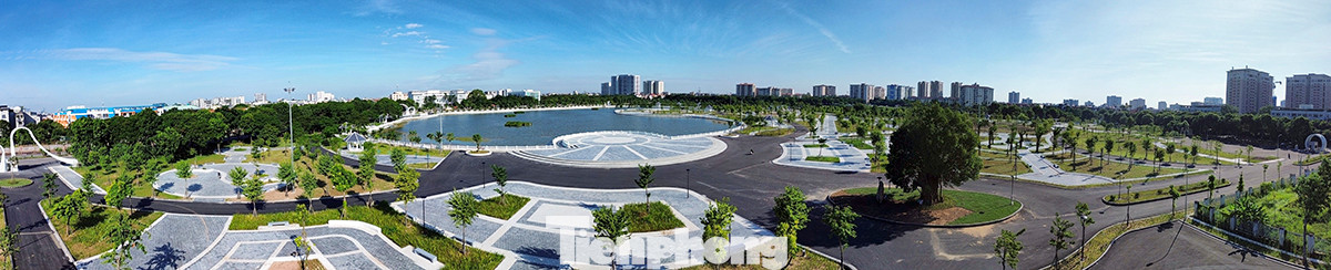 Toàn cảnh panorama công viên Long Biên được phóng viên Báo Tiền Phong ghi hình vào sáng ngày hôm nay (9/19). Toàn cảnh panorama công viên Long Biên được phóng viên Báo Tiền Phong ghi hình vào sáng ngày hôm nay (9/19).