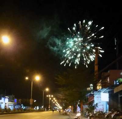 Pháo hoa nổ cạnh trụ sở công an: Lập hồ sơ xử lý 5 đối tượng ảnh 6