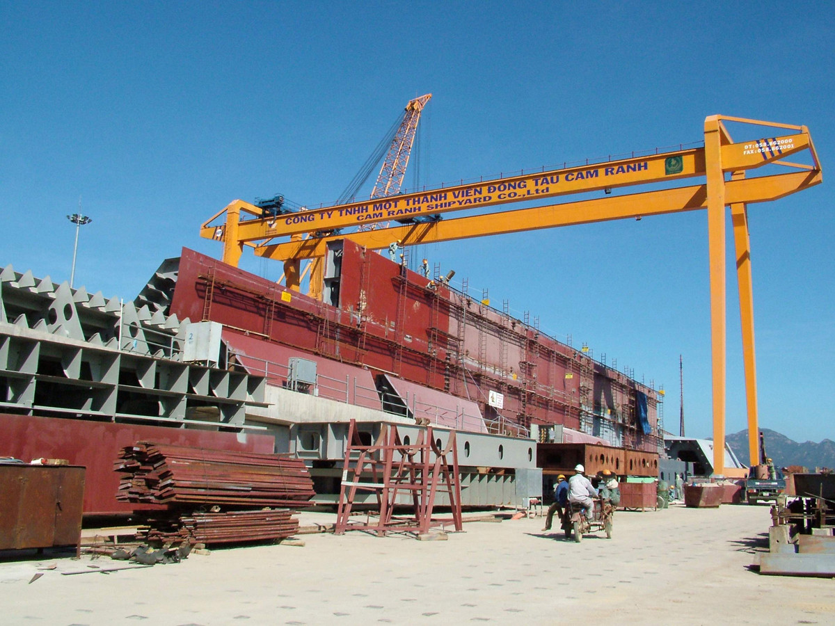 Bao giờ con tàu Vinashin về đích an toàn? 