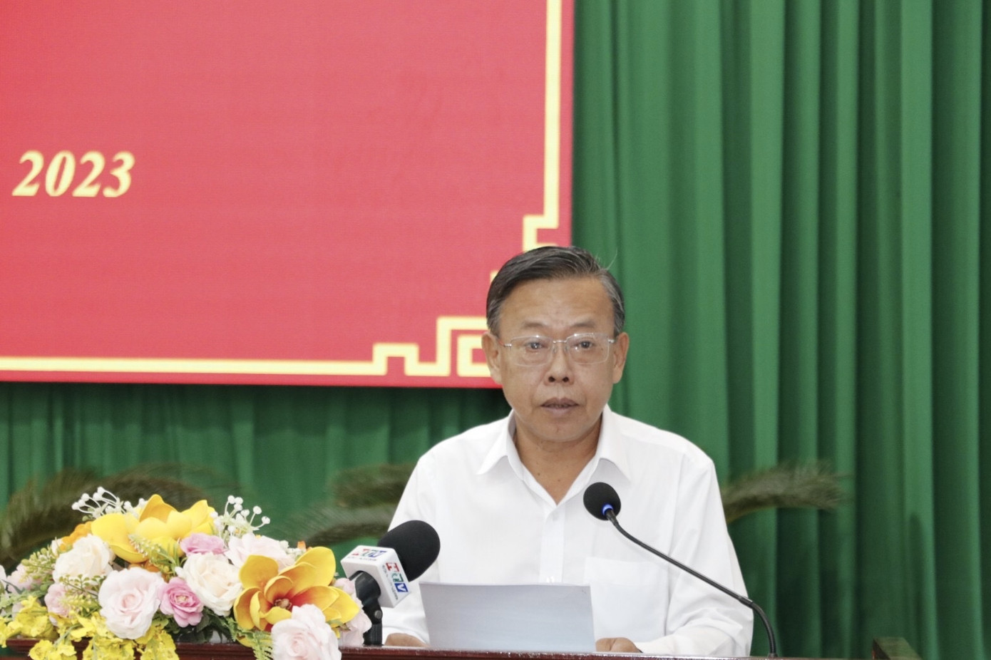 Bí thư Thành ủy TP Thủ Đức Nguyễn Hữu Hiệp nói cần áp dụng Nghị quyết 98 để thúc đẩy thực hiện khu đô thị mới Thủ Thiêm đúng quy hoạch trước 2030. Ảnh: THANH THÙY Bí thư Thành ủy TP Thủ Đức Nguyễn Hữu Hiệp nói cần áp dụng Nghị quyết 98 để thúc đẩy thực hiện khu đô thị mới Thủ Thiêm đúng quy hoạch trước 2030. Ảnh: THANH THÙY