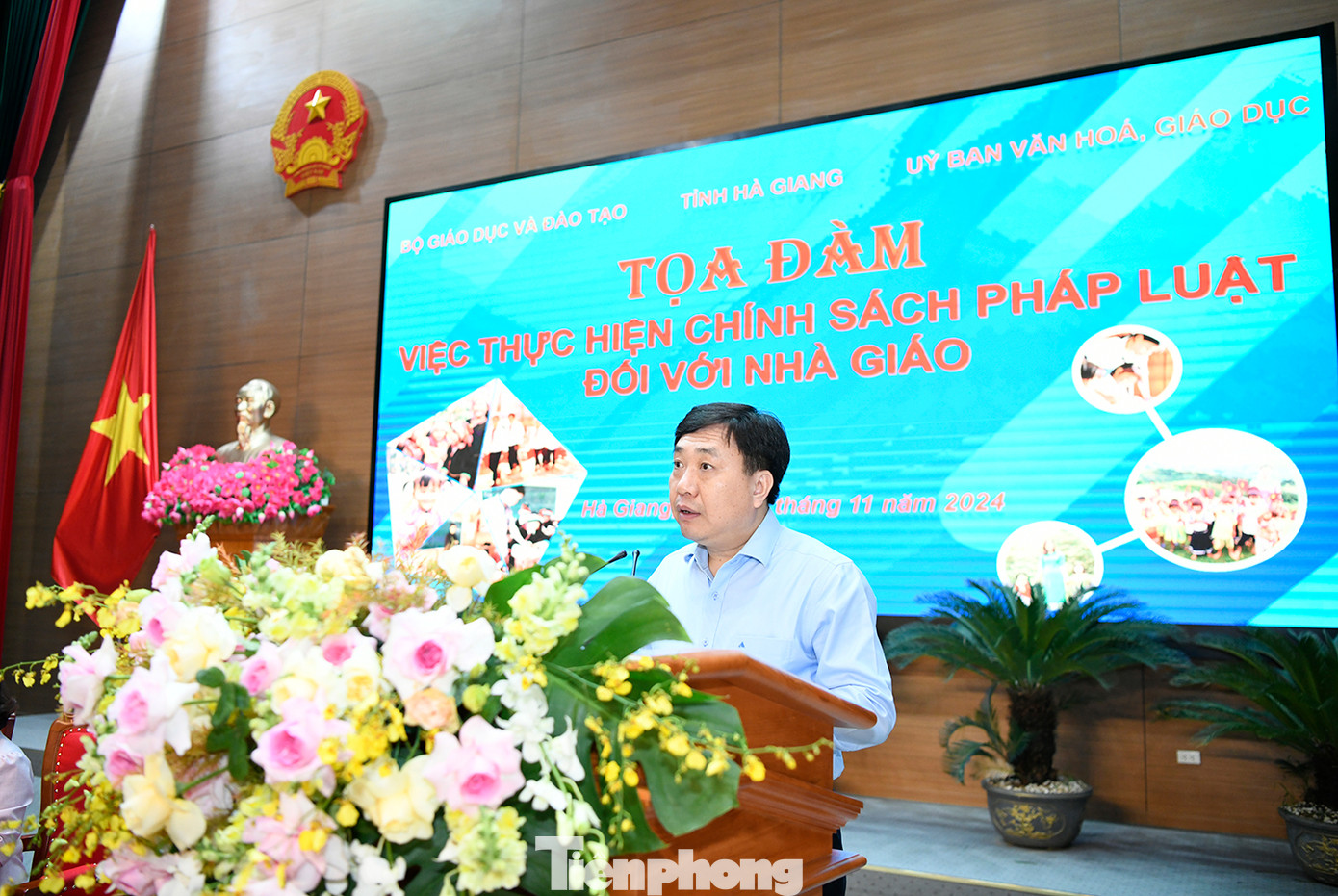 Quyền Bí thư Tỉnh ủy Nguyễn Mạnh Dũng phát biểu tại tọa đàm.