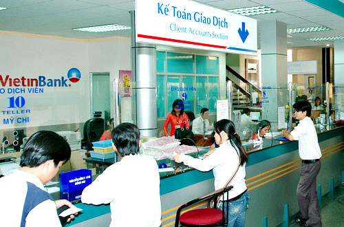 Theo Fithc, lợi nhuận năm 2012 của Sacombank, ACB và Vietinbank có thể giảm do lãi suất cho vay hạ