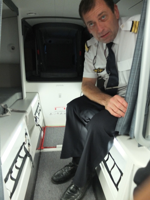 [ẢNH] Bên trong khoang lái máy bay tối tân của Airbus ảnh 18