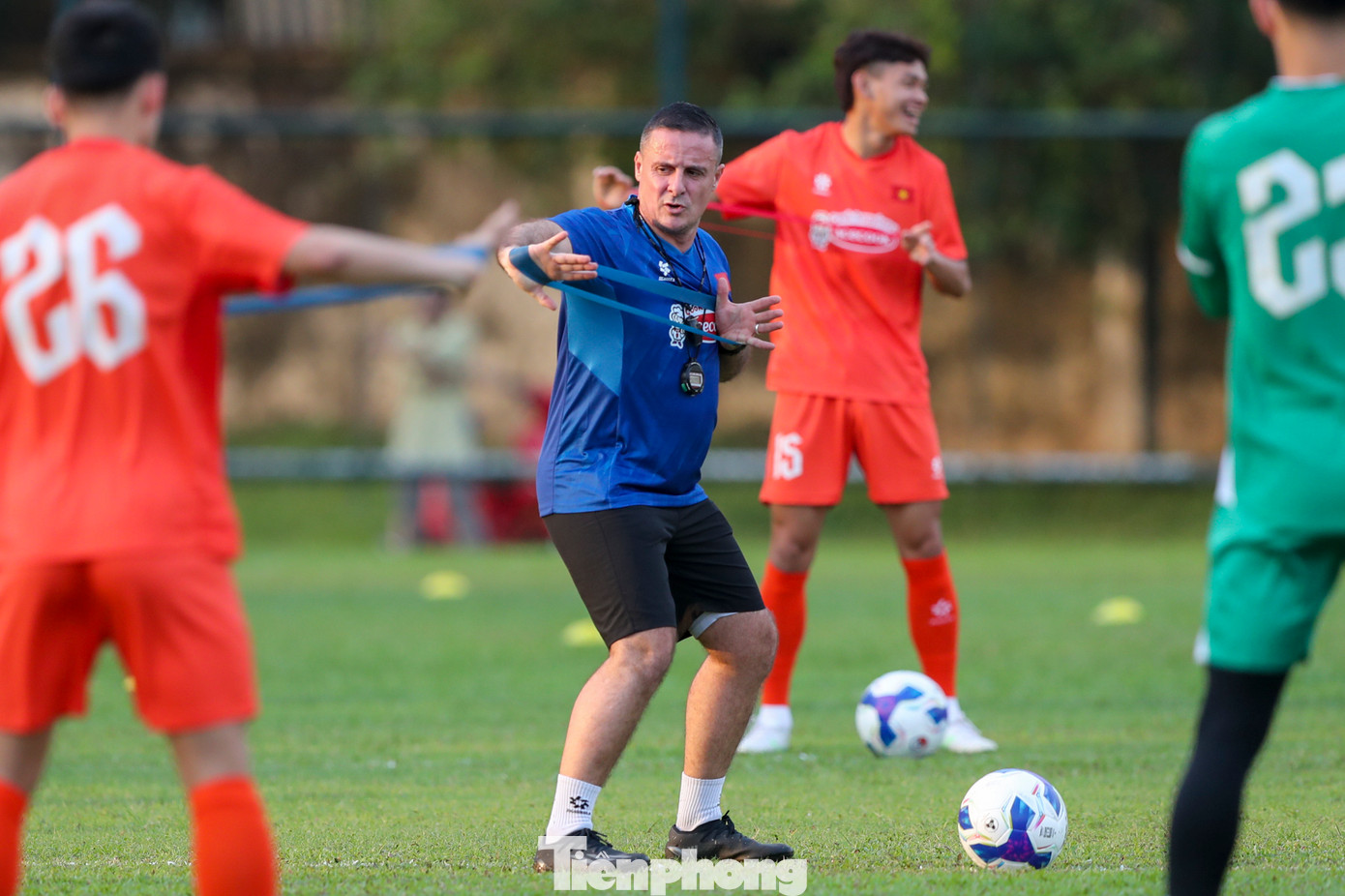 Cả hai trận đấu gặp đội tuyển Campuchia và đội tuyển Lào đều diễn ra ở sân Bình Dương.