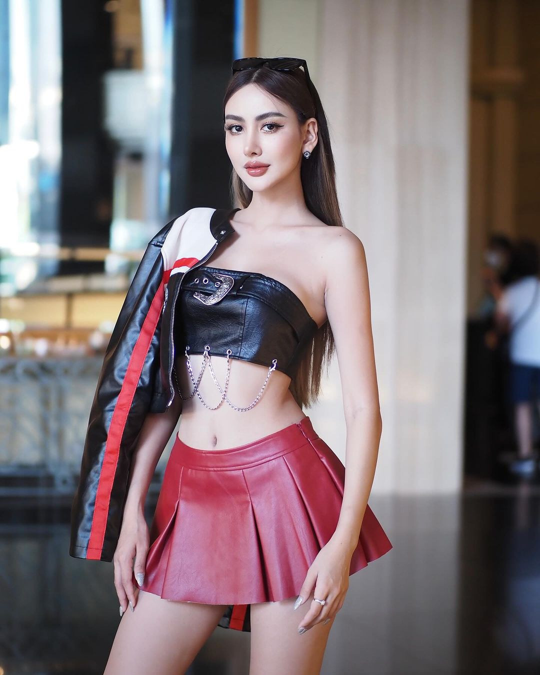 Trong suốt quá trình tham gia cuộc thi Hoa hậu Hòa bình Thái Lan 2024, Prang Suntaree luôn biết cách gây chú ý với phong cách thời trang cá tính.