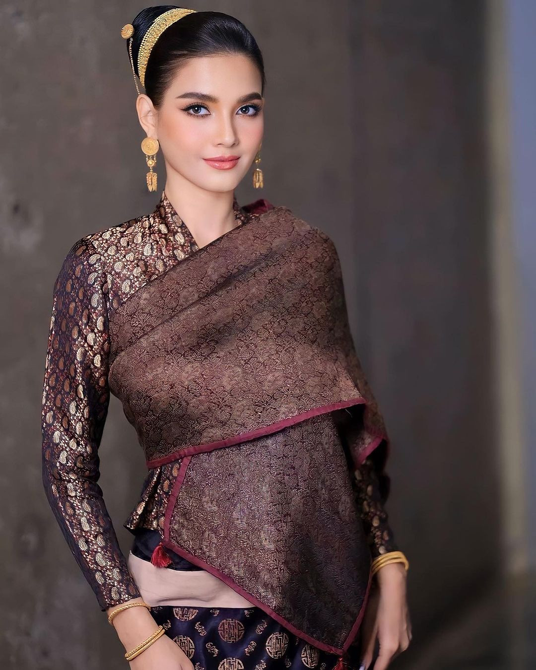 Trước đó, Christina không nhắc đến bạn trai quá nhiều trên phương tiện truyền thông. Cô hiếm hoi đăng hình ảnh và tiết lộ rằng cả hai yêu nhau chưa quá lâu.