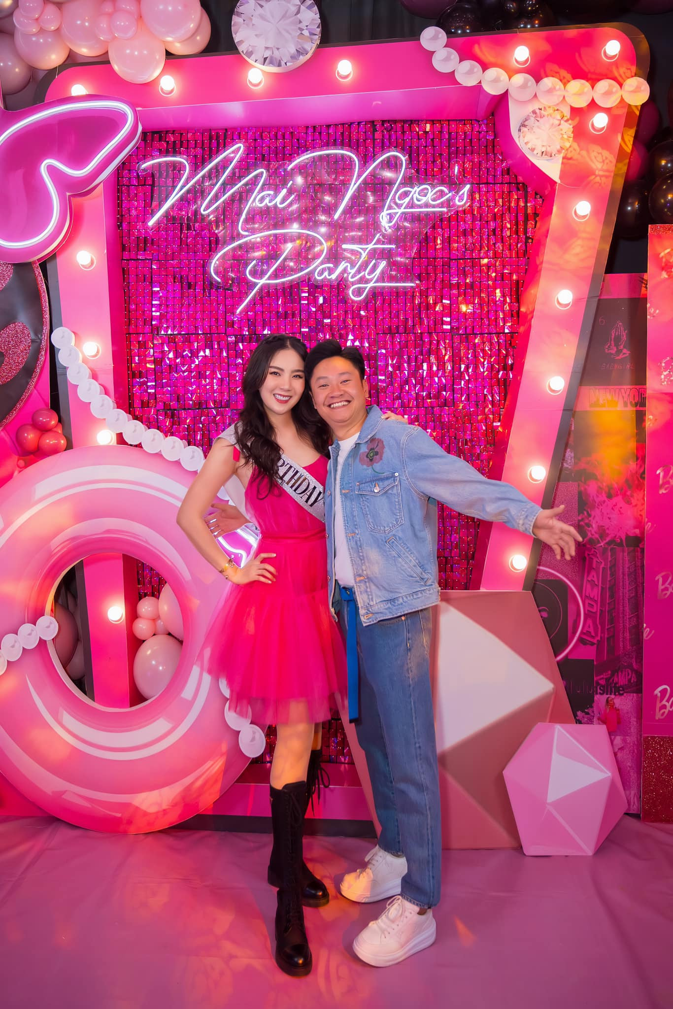 Có cuộc sống hôn nhân màu hồng khiến nhiều người ngưỡng mộ nhưng Mai Ngọc gây bất ngờ khi cho biết cô và chồng đã chấm dứt thật nhẹ nhàng với 3 không: Không có tài sản chung, không có con chung và cũng không có bất kỳ thứ gì chung để chia.