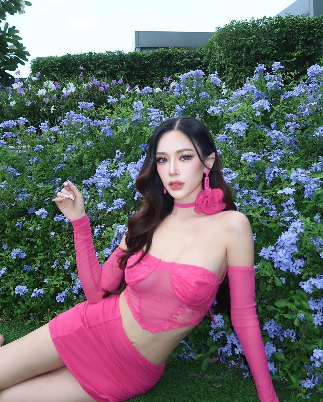 Năm 2023, đại diện Thái Lan tại cuộc thi Miss Grand International là người đẹp Thaweeporn Phingchamrat. Chung cuộc, cô vào top 10 và giành danh hiệu Á hậu 5.