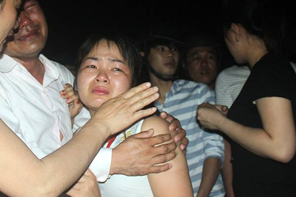 Tìm thấy cả 3 thi thể nạn nhân vụ chìm tàu trên sông Hàn ảnh 53