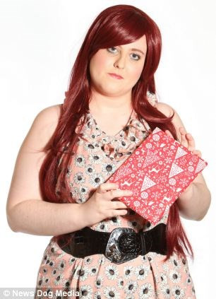  Kimi có một tủ lớn dự trữ quần áo...