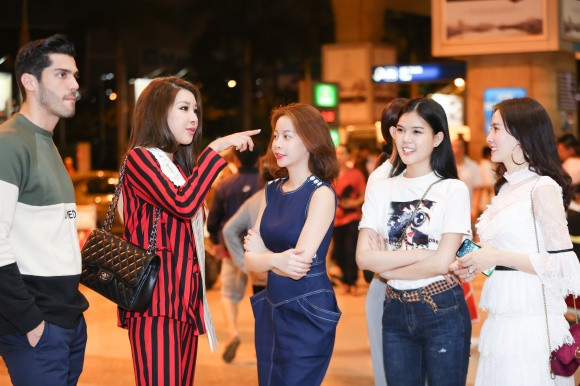 Hoa hậu Hàn Quốc bị chê kém sắc bất ngờ xuất hiện tại Việt Nam ảnh 4