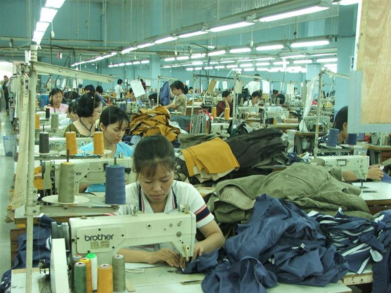 Năm nay, doanh nghiệp ngành may mặc ở Đồng Nai dự báo tiếp tục thiếu hụt lao động Năm nay, doanh nghiệp ngành may mặc ở Đồng Nai dự báo tiếp tục thiếu hụt lao động