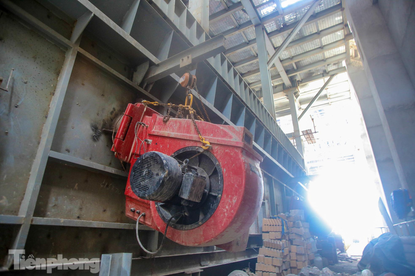 Dự án sử dụng công nghệ đốt rác bằng lò ghi cơ học của Bỉ, dự kiến đốt khoảng 4-5.000 tấn rác/ngày.