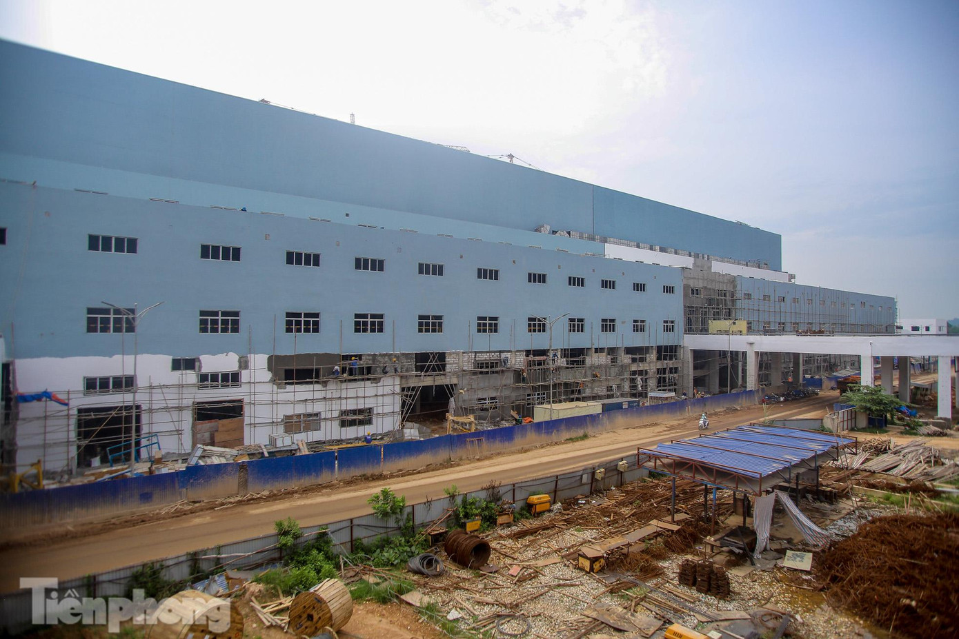 Dự án đầu tư xây dựng Nhà máy Điện rác Sóc Sơn, công suất xử lý rác 4.000 tấn/ngày, công suất phát điện 75MW của nhà đầu tư - Công ty cổ phần Năng lượng môi trường Thiên Ý Hà Nội là một trong những dự án trọng điểm về xử lý chất thải của thành phố Hà Nội.