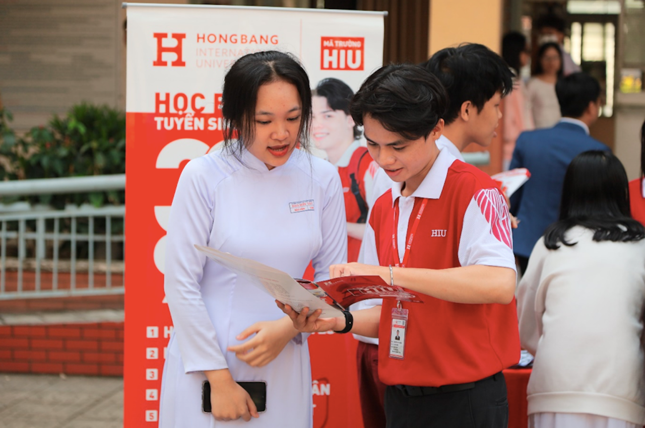 Trường ĐH Quốc tế Hồng Bàng vẫn tiếp tục nhận hồ sơ xét tuyển học bạ đợt tiếp theo cho đến hết ngày 30/7/2023.