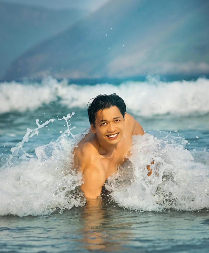 Trên trang cá nhân của mình, Chủ tịch ACB thường xuyên đăng ảnh rèn luyện thể thao. Trên trang cá nhân của mình, Chủ tịch ACB thường xuyên đăng ảnh rèn luyện thể thao.