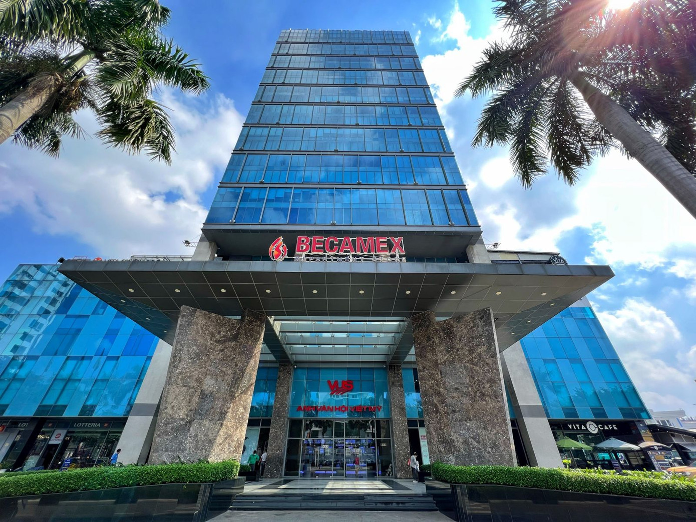 Tổng công ty Đầu tư và Phát triển Công nghiệp - Becamex thông qua chủ trương phát hành trái phiếu riêng lẻ doanh nghiệp năm 2023 với tổng mệnh giá tối đa 1.300 tỷ đồng. Tổng công ty Đầu tư và Phát triển Công nghiệp - Becamex thông qua chủ trương phát hành trái phiếu riêng lẻ doanh nghiệp năm 2023 với tổng mệnh giá tối đa 1.300 tỷ đồng.