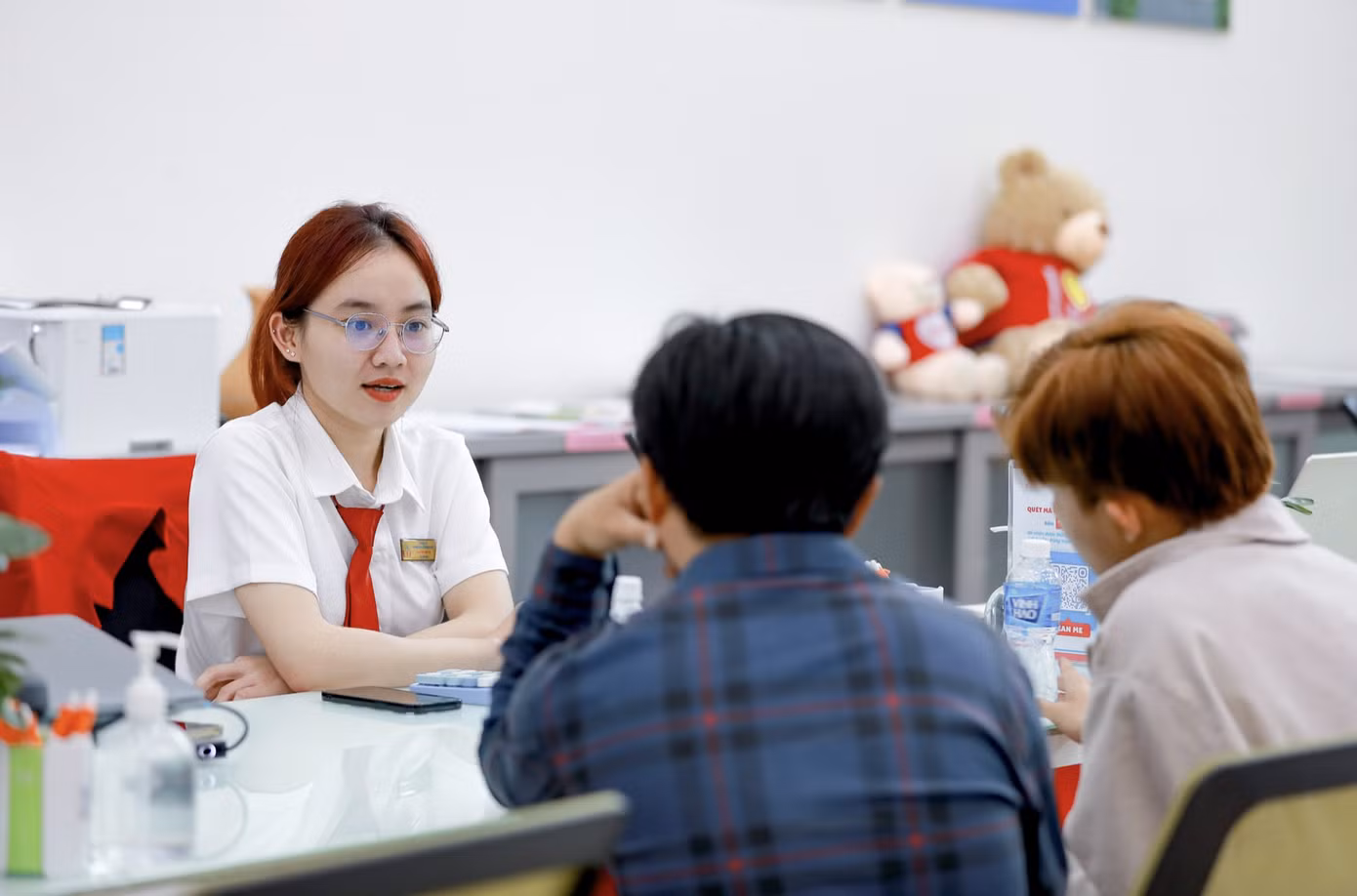 Năm 2024, UEF tiếp tục mở rộng chính sách học bổng tuyển sinh gồm các mức 25%, 50%, 100%. Năm 2024, UEF tiếp tục mở rộng chính sách học bổng tuyển sinh gồm các mức 25%, 50%, 100%.