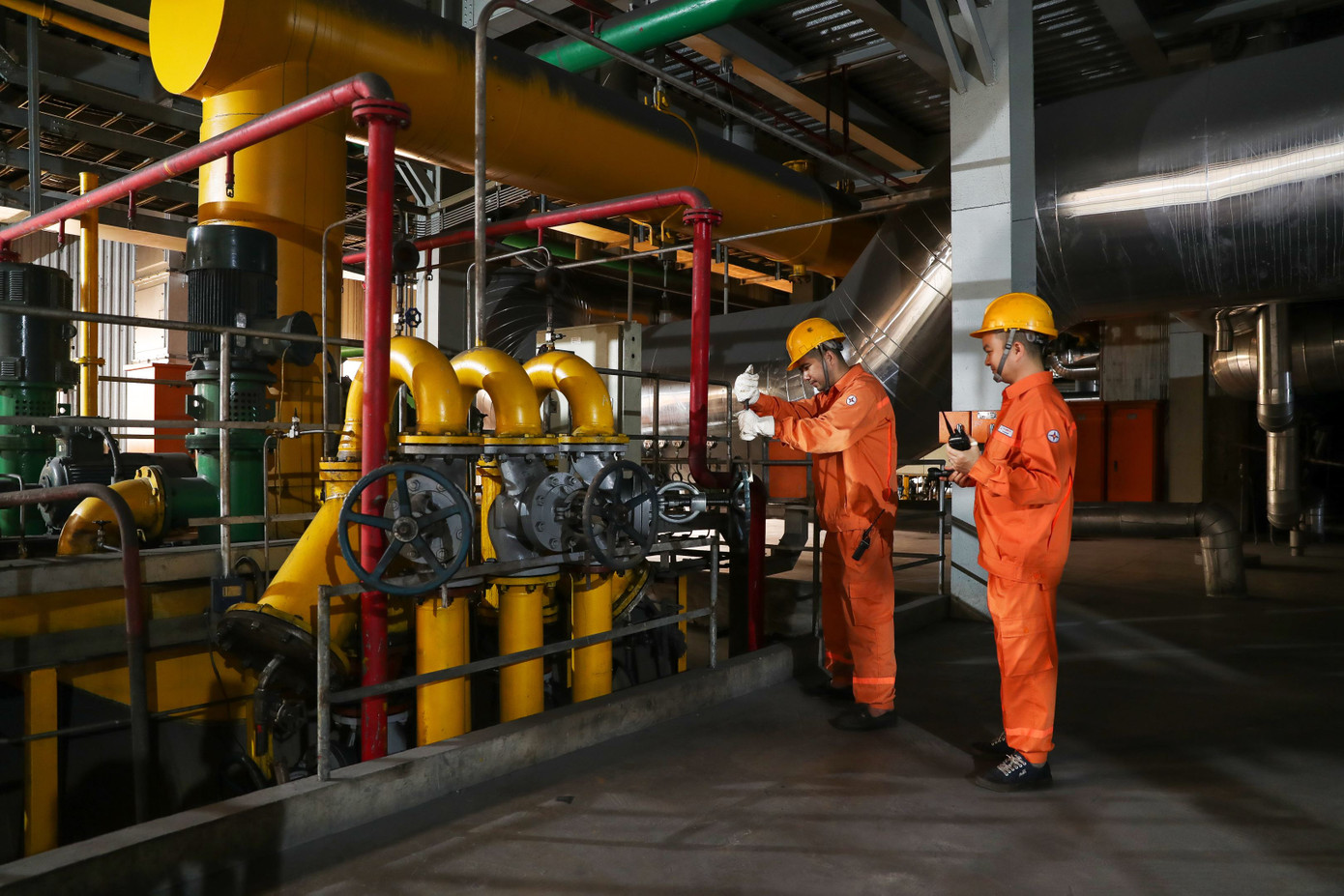 Trong tháng 5/2023, sản lượng điện sản xuất của Nhiệt điện Quảng Ninh đạt hơn 806 triệu kWh, vượt 34,6 triệu kWh so với kế hoạch của tháng. Trong tháng 5/2023, sản lượng điện sản xuất của Nhiệt điện Quảng Ninh đạt hơn 806 triệu kWh, vượt 34,6 triệu kWh so với kế hoạch của tháng.