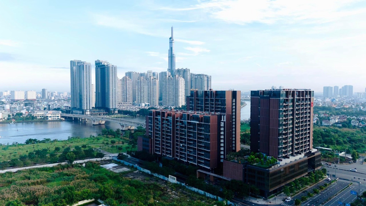 Nhiều doanh nghiệp đang lao đao vì Nghị định 132 chậm sửa đổi. Nhiều doanh nghiệp đang lao đao vì Nghị định 132 chậm sửa đổi.