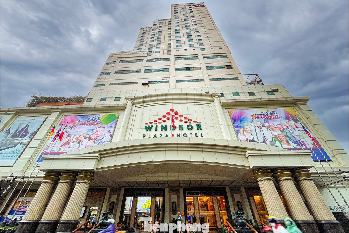 Khách sạn Thương mại An Đông - Windsor Plaza Hotel nằm trong hệ sinh thái Vạn Thịnh Phát.