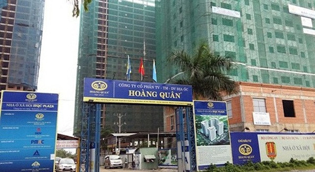 Địa ốc Hoàng Quân từng có kế hoạch phát hành 130,7 triệu cổ phiếu riêng lẻ cho 4 chủ nợ để hoán đổi 1.307 tỷ đồng nợ vay.