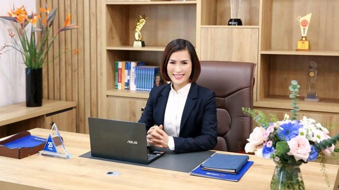 Bà Bùi Thị Thanh Hương - Chủ tịch Hội đồng quản trị Ngân hàng NCB. Bà Bùi Thị Thanh Hương - Chủ tịch Hội đồng quản trị Ngân hàng NCB.