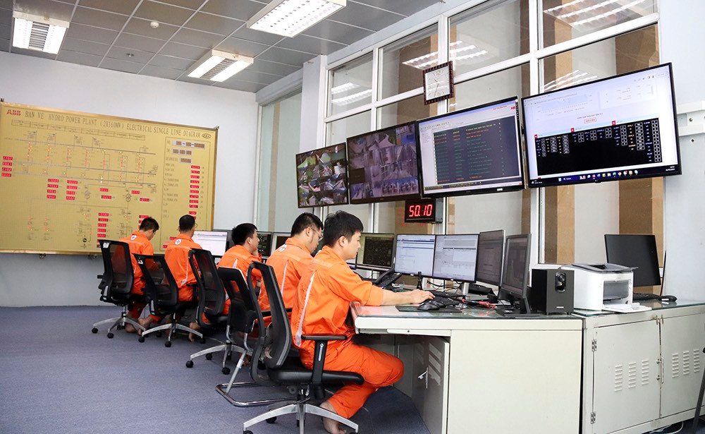 Năm 2022, tổng thu nhập năm của một lao động ở EVNGenco1 gần 418 triệu đồng, tương đương 34,8 triệu đồng/tháng. Năm 2022, tổng thu nhập năm của một lao động ở EVNGenco1 gần 418 triệu đồng, tương đương 34,8 triệu đồng/tháng.