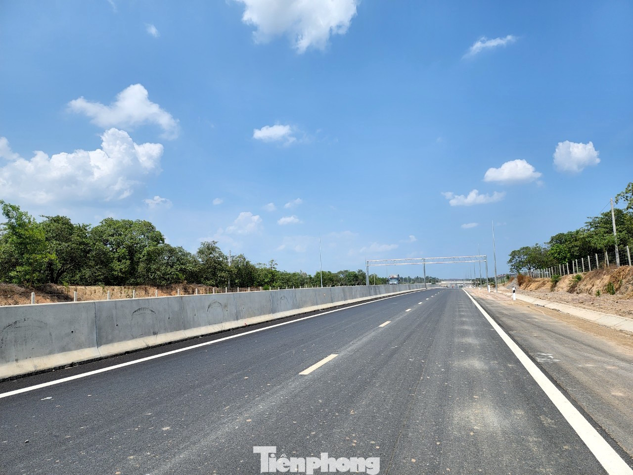 Dự án được khởi công tháng 9/2020, dự kiến hoàn thành cuối năm 2022 nhưng sau đó gia hạn đến 30/4/2023. Dự án được khởi công tháng 9/2020, dự kiến hoàn thành cuối năm 2022 nhưng sau đó gia hạn đến 30/4/2023.