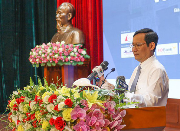 Chủ tịch VCCI Phạm Tấn Công cho rằng, cần có các khu thương mại tự do để trợ lực, tạo sức thu hút cho hàng hóa đến cảng.