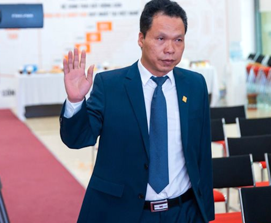 Ông Đỗ Quý Hải - Chủ tịch Hội đồng quản trị Công ty CP Đầu tư Hải Phát tiếp tục bị bán giải chấp cổ phiếu trong phiên giao dịch gần đây. Ông Đỗ Quý Hải - Chủ tịch Hội đồng quản trị Công ty CP Đầu tư Hải Phát tiếp tục bị bán giải chấp cổ phiếu trong phiên giao dịch gần đây.