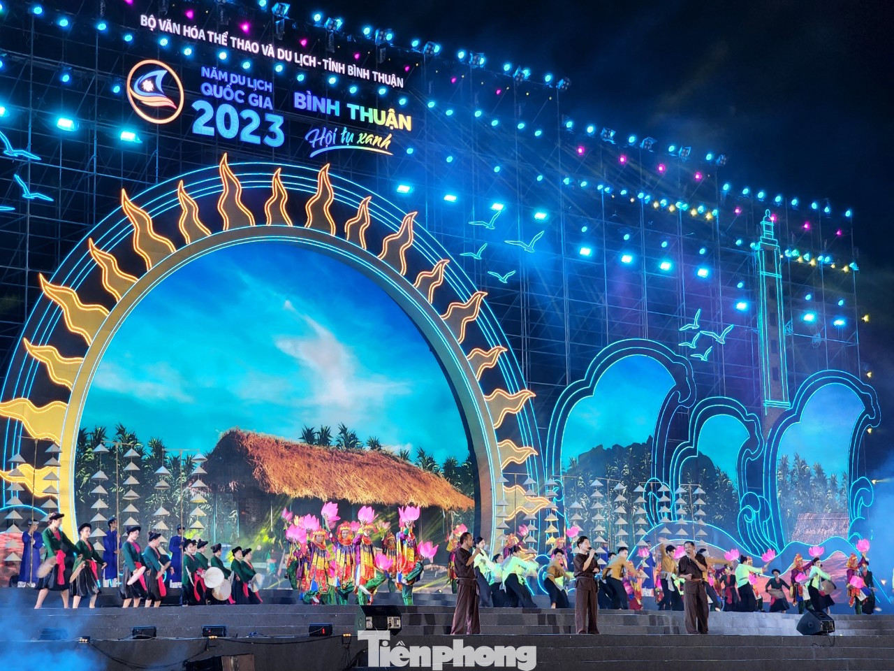 Du lịch Bình Thuận đã có những bước chuyển mình kỳ diệu, dần trở thành một ngành kinh tế mũi nhọn.