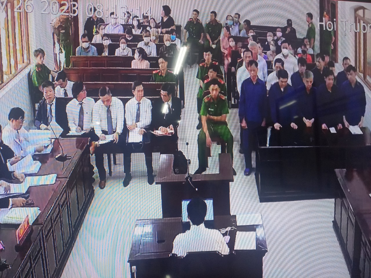 Quang cảnh phiên toà sáng nay. Quang cảnh phiên toà sáng nay.