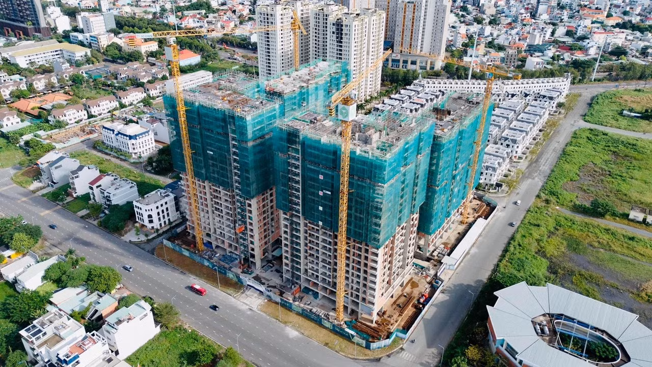 Năm 2024, Novaland đặt mục tiêu sẽ mang về gần 32.600 tỷ đồng. Năm 2024, Novaland đặt mục tiêu sẽ mang về gần 32.600 tỷ đồng.