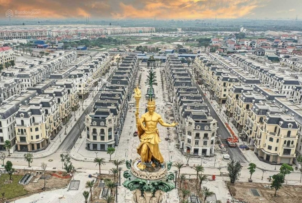 Tốc độ bàn giao mạnh mẽ các căn bất động sản thấp tầng tại dự án Vinhomes Ocean Park 2 - 3 giúp doanh thu của Tập đoàn Vingroup tăng mạnh. Tốc độ bàn giao mạnh mẽ các căn bất động sản thấp tầng tại dự án Vinhomes Ocean Park 2 - 3 giúp doanh thu của Tập đoàn Vingroup tăng mạnh.