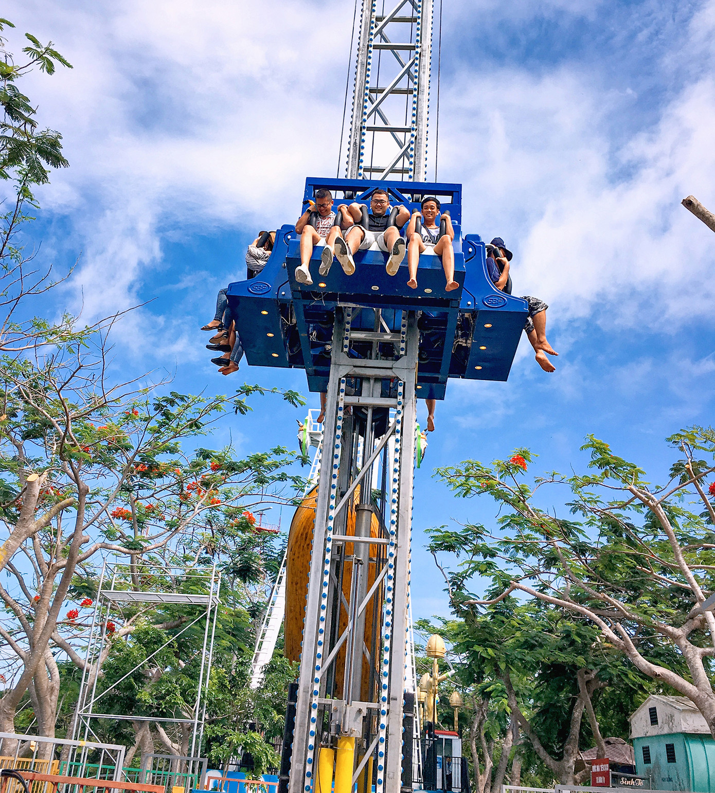 Dịp 2/9, Hồ Mây Park có nhiều hoạt động vui chơi, giải trí hấp dẫn cho du khách. Dịp 2/9, Hồ Mây Park có nhiều hoạt động vui chơi, giải trí hấp dẫn cho du khách.