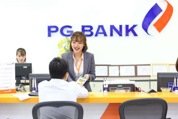 PG Bank sẽ có hàng loạt thay đổi sau đại hội ngày 23/10. PG Bank sẽ có hàng loạt thay đổi sau đại hội ngày 23/10.
