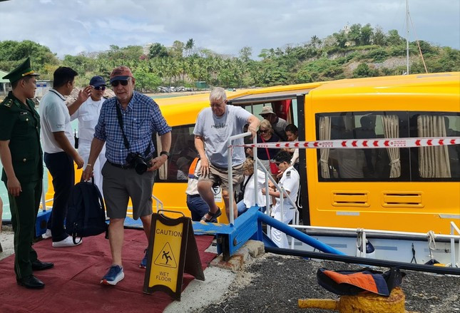 Những nước miễn visa, có đường hàng không bay thẳng thì trong vòng 3 năm, lượng hành khách tăng lên gấp đôi. Những nước miễn visa, có đường hàng không bay thẳng thì trong vòng 3 năm, lượng hành khách tăng lên gấp đôi.