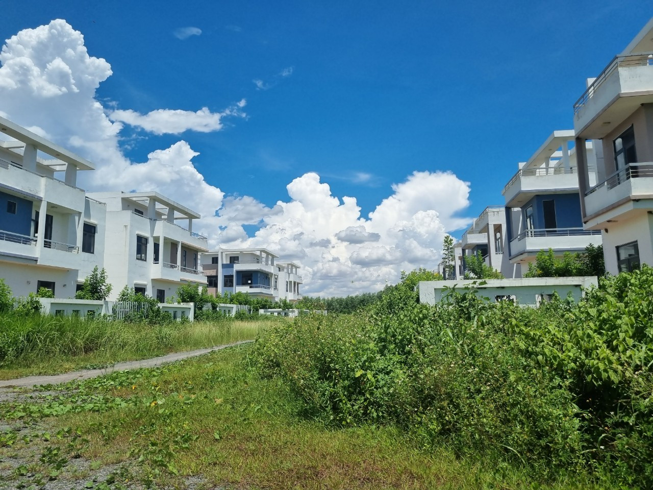 Một góc dự án Khu dân cư Tân Thịnh (tên thương mại là Viva Park) do LDG Investment làm chủ đầu tư. Một góc dự án Khu dân cư Tân Thịnh (tên thương mại là Viva Park) do LDG Investment làm chủ đầu tư.